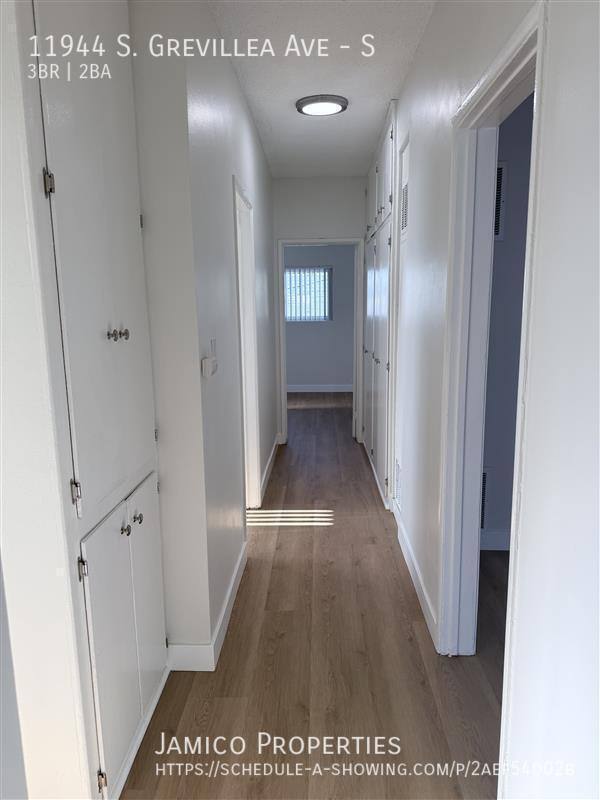 Apartment for rent at 11944 S Grevillea Ave, Hawthorne, CA 90250