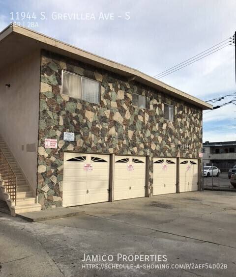 Apartment for rent at 11944 S Grevillea Ave, Hawthorne, CA 90250