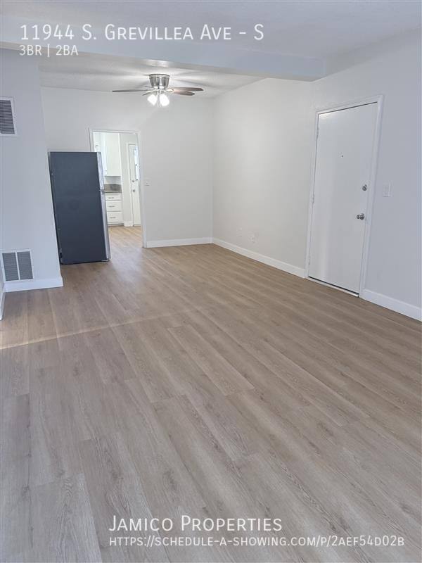 Apartment for rent at 11944 S Grevillea Ave, Hawthorne, CA 90250