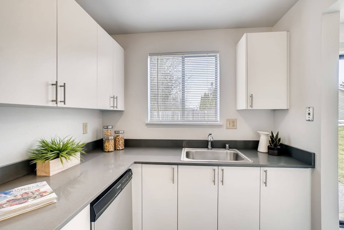 Townhouse for rent at 2222 L St NE #A, Auburn, WA 98002