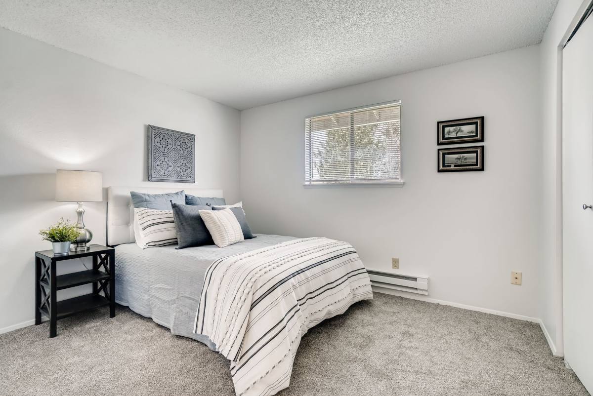 Townhouse for rent at 2222 L St NE #A, Auburn, WA 98002