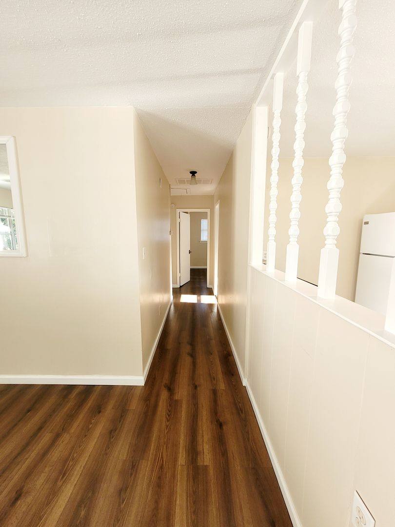 Apartment for rent at 3903 W Gadsden St #B, Pensacola, FL 32505
