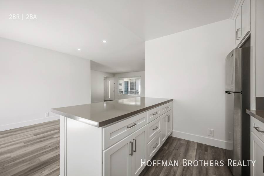 Apartment for rent at 1865 Camden Ave #301, Los Angeles, CA 90025