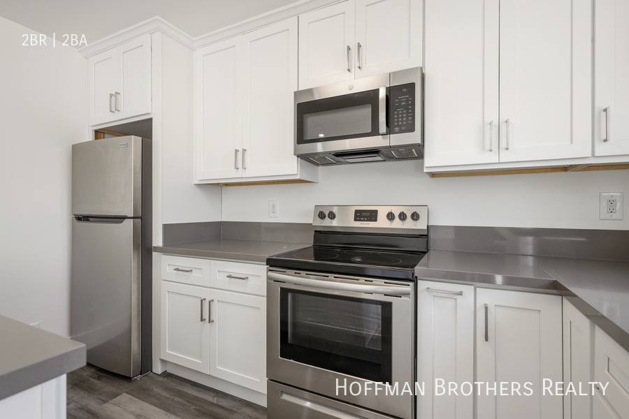 Apartment for rent at 1865 Camden Ave #301, Los Angeles, CA 90025