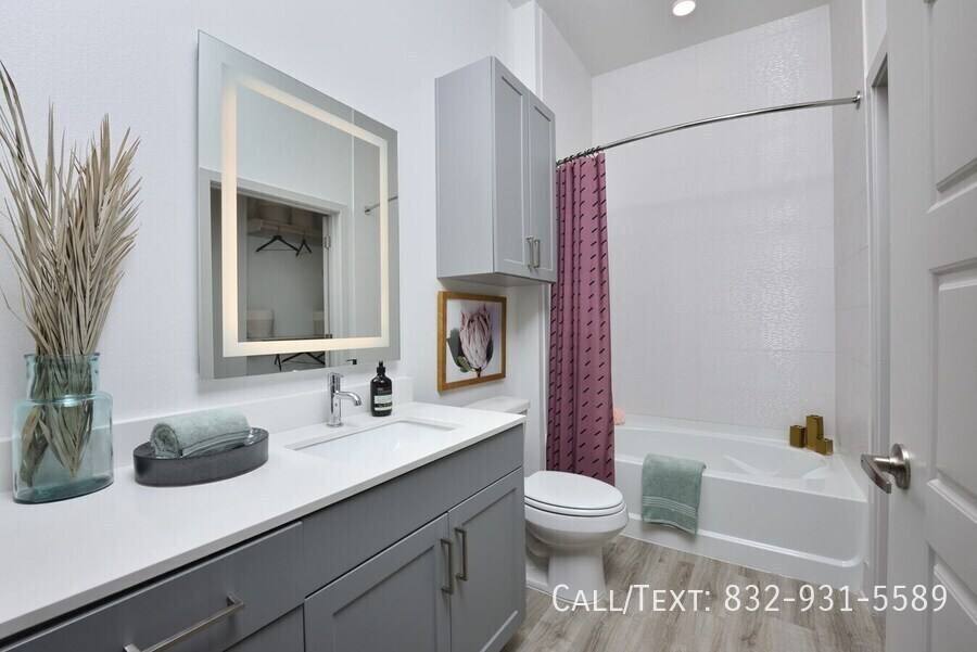 Apartment for rent at 3400 W Alabama St #FWA1, Houston, TX 77027