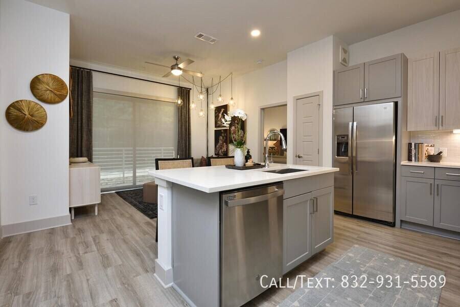 Apartment for rent at 3400 W Alabama St #FWA1, Houston, TX 77027