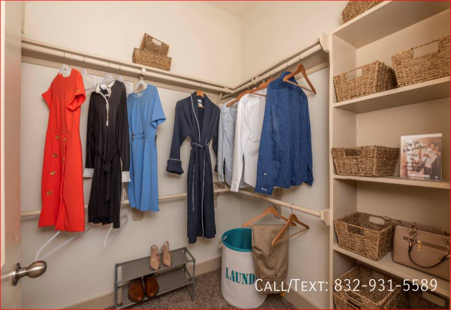 Apartment for rent at 15500 Memorial Dr #7SY1, Houston, TX 77079