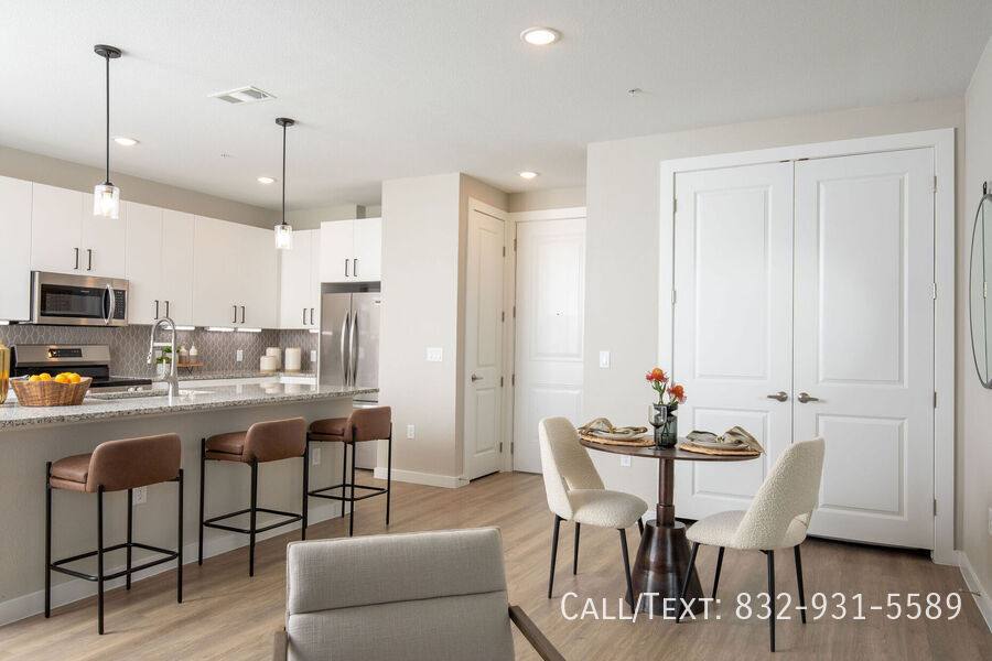 Apartment for rent at 16005 Woodland Hills Dr #E1, Humble, TX 77396
