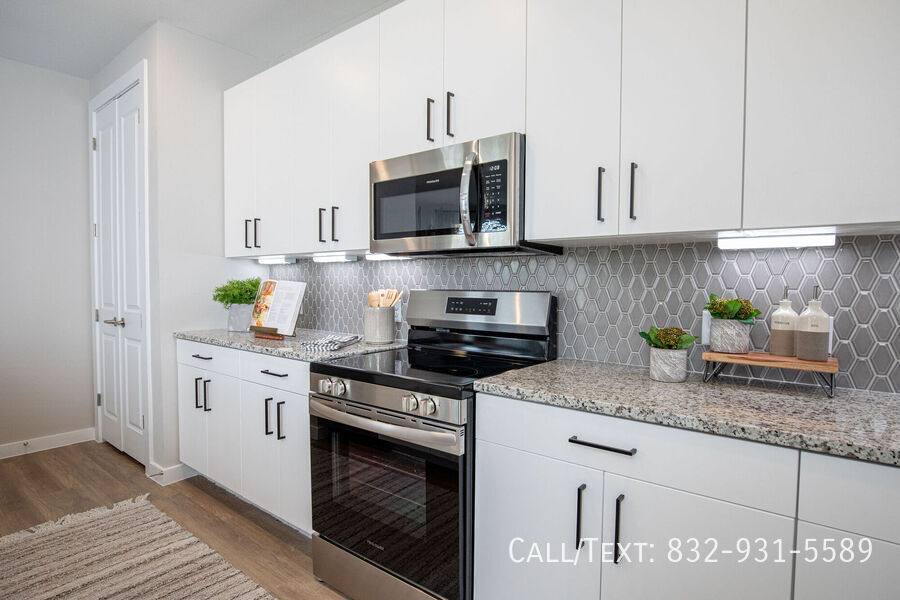Apartment for rent at 16005 Woodland Hills Dr #E1, Humble, TX 77396