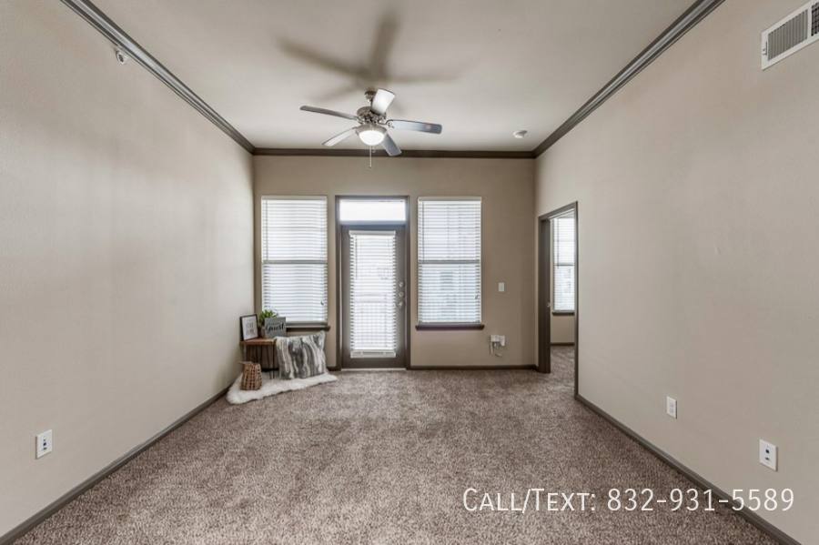 Apartment for rent at 3199 Genoa Red Bluff Rd, Pasadena, TX 77505