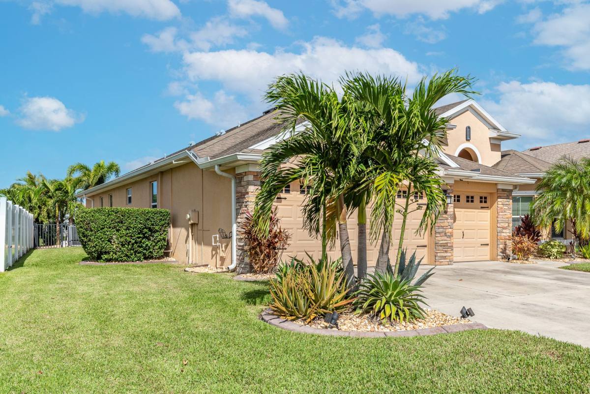 House for rent at 11236 77th St E, Parrish, FL 34219