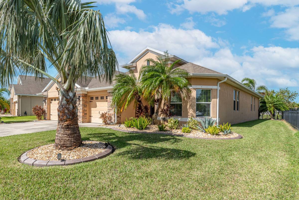 House for rent at 11236 77th St E, Parrish, FL 34219