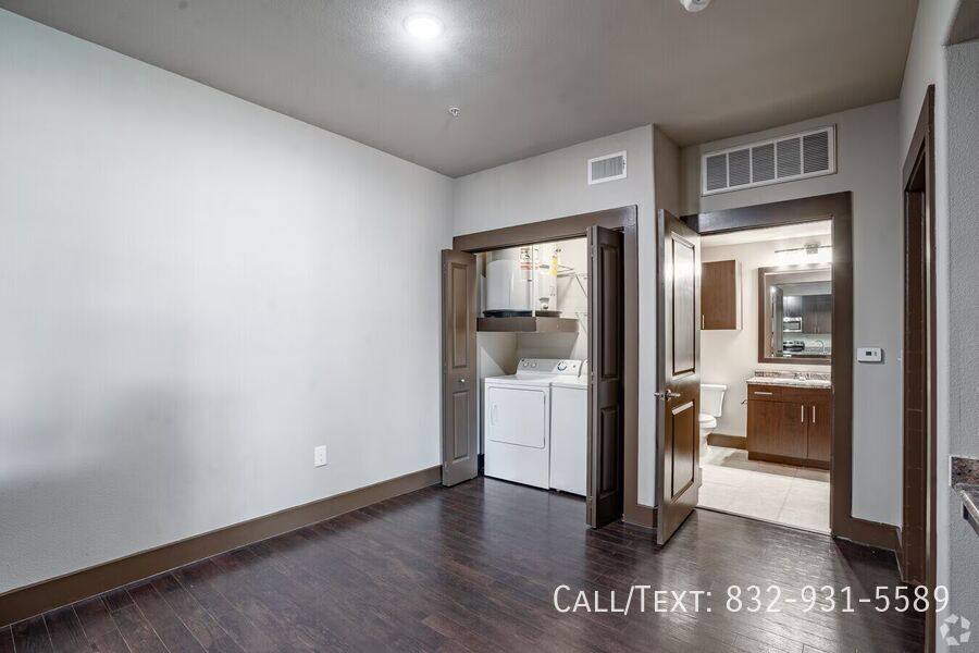 Apartment for rent at 13720 Lockwood Rd #10PSD3, Houston, TX 77044