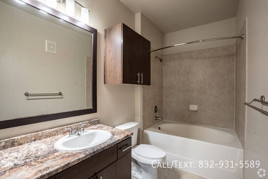 Apartment for rent at 13720 Lockwood Rd #10PSD3, Houston, TX 77044