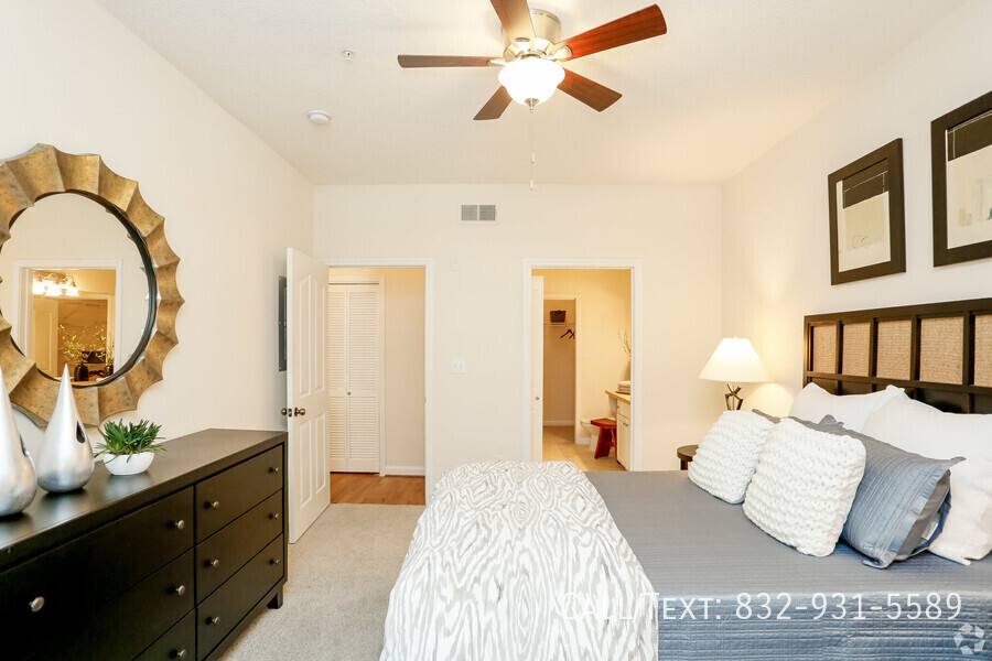 Apartment for rent at 3098 Crossview Dr #ALB, Houston, TX 77063