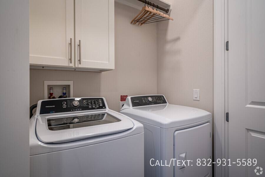 Apartment for rent at 3776 Center St #27SLH2, Houston, TX 77007