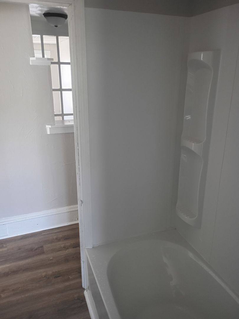 Apartment for rent at 1208-1208 1 2 Isabella St, Williamsport, PA 17701