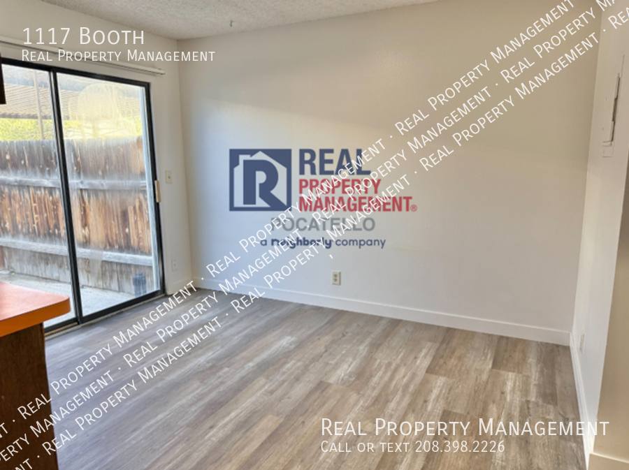 Townhouse for rent at 1117 Booth, Pocatello, ID 83201