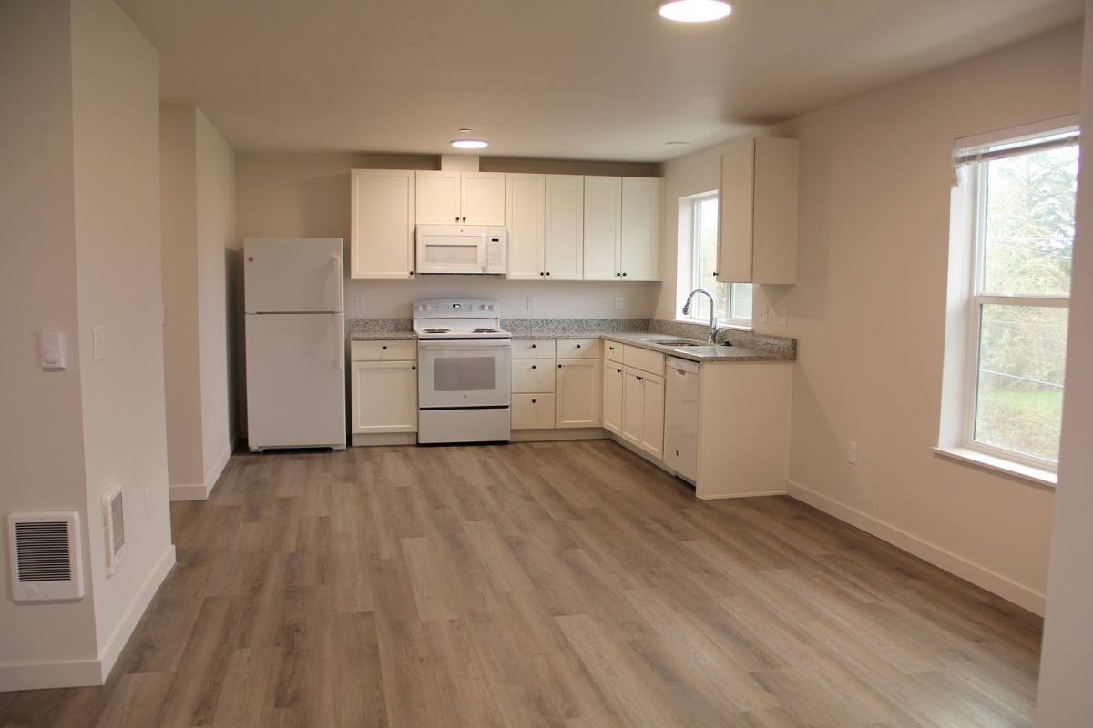 Apartment for rent at 79 NE Skipanon Dr, Warrenton, OR 97146
