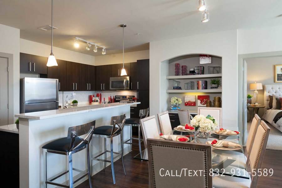 Apartment for rent at 1931 W Grey St #CWG2, Houston, TX 77019