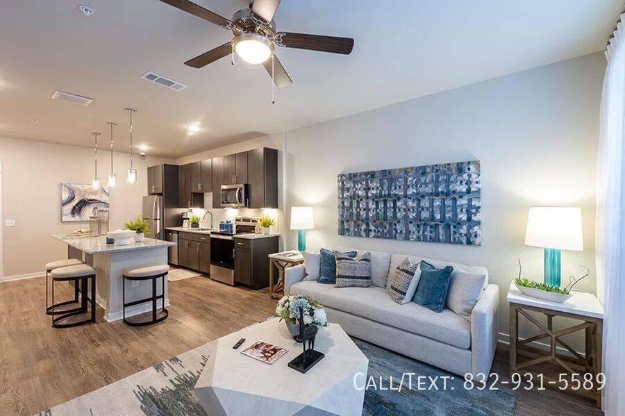 Apartment for rent at 17169 Spencer Rd #SNPS2, Houston, TX 77084