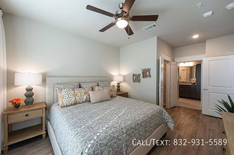 Apartment for rent at 17169 Spencer Rd #SNPS2, Houston, TX 77084
