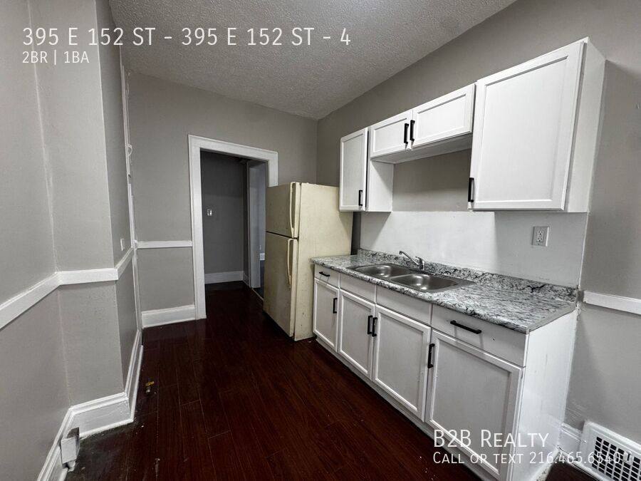 Apartment for rent at 395 E 152 St #4, Cleveland, OH 44110