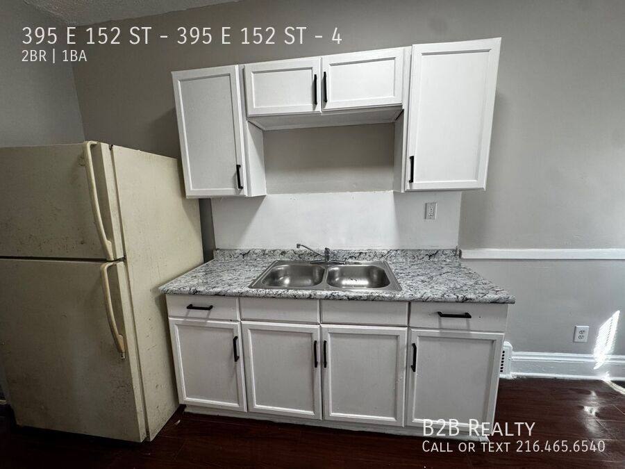 Apartment for rent at 395 E 152 St #4, Cleveland, OH 44110