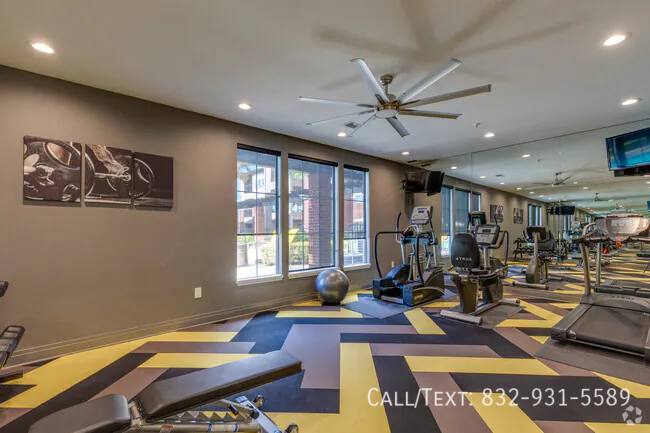 Apartment for rent at 10110 Charterwood Dr #PLVP1, Houston, TX 77070