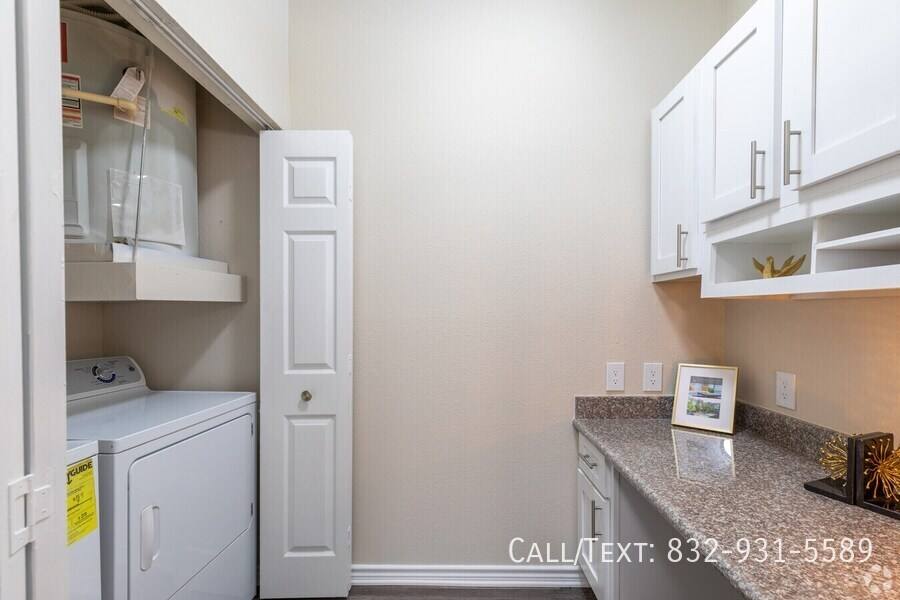 Apartment for rent at 10110 Charterwood Dr #PLVP1, Houston, TX 77070