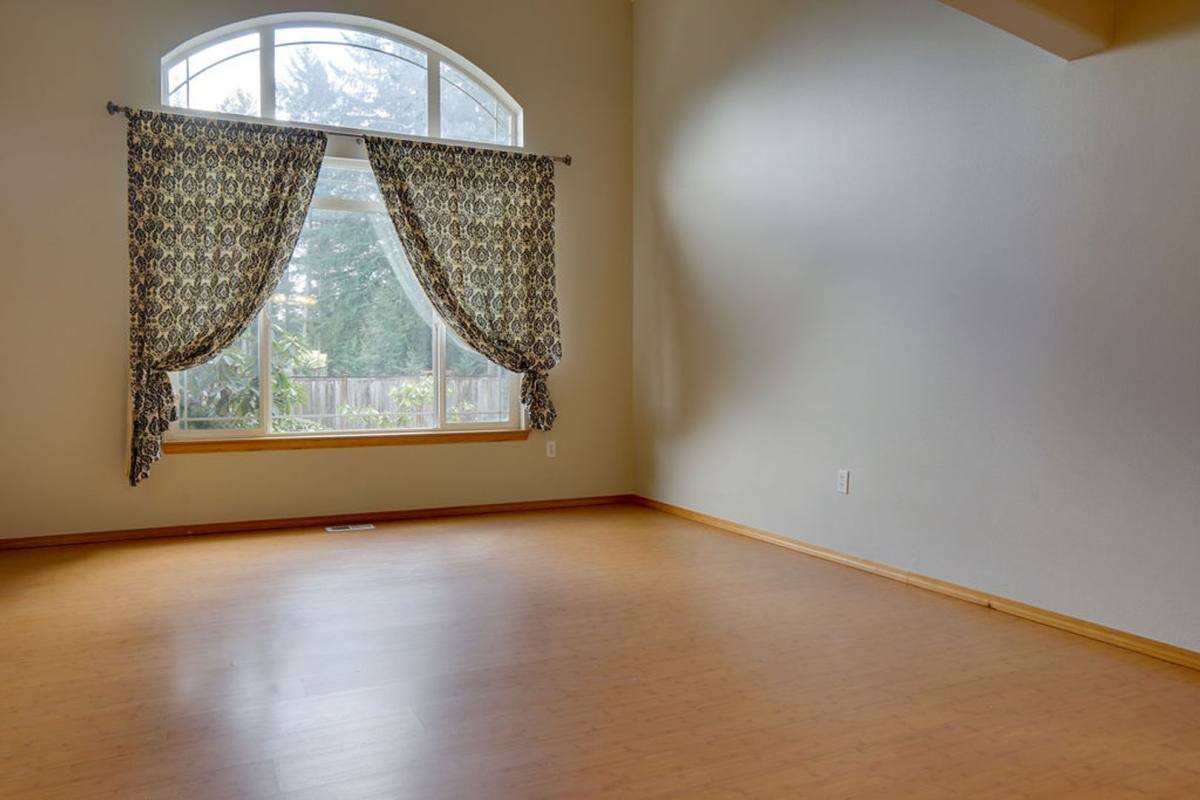 House for rent at 28115 153rd Ave SE, Kent, WA 98042
