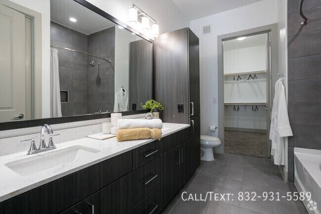 Apartment for rent at 1297 Givens St #BSS1, Houston, TX 77007
