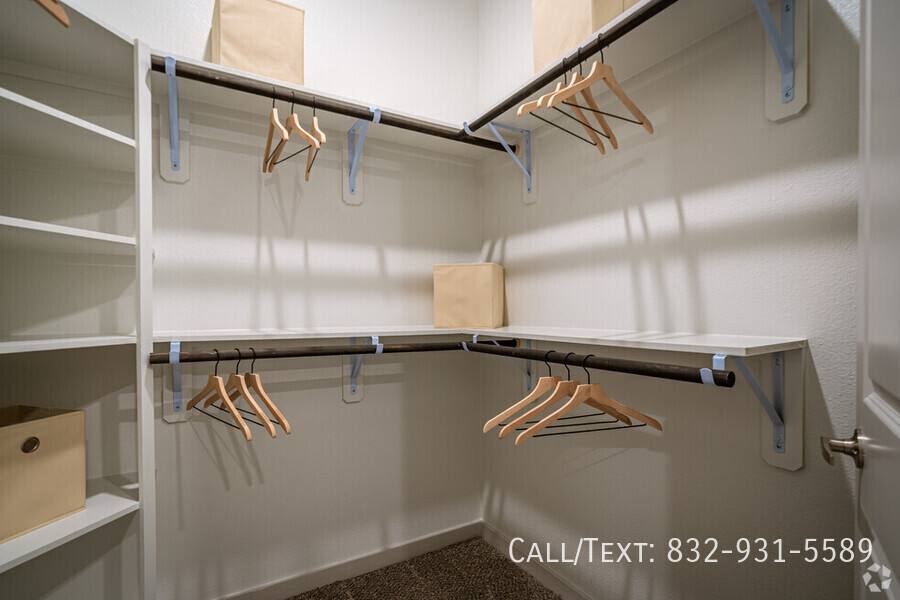 Apartment for rent at 2000 Feldman St #CFS1, Houston, TX 77045