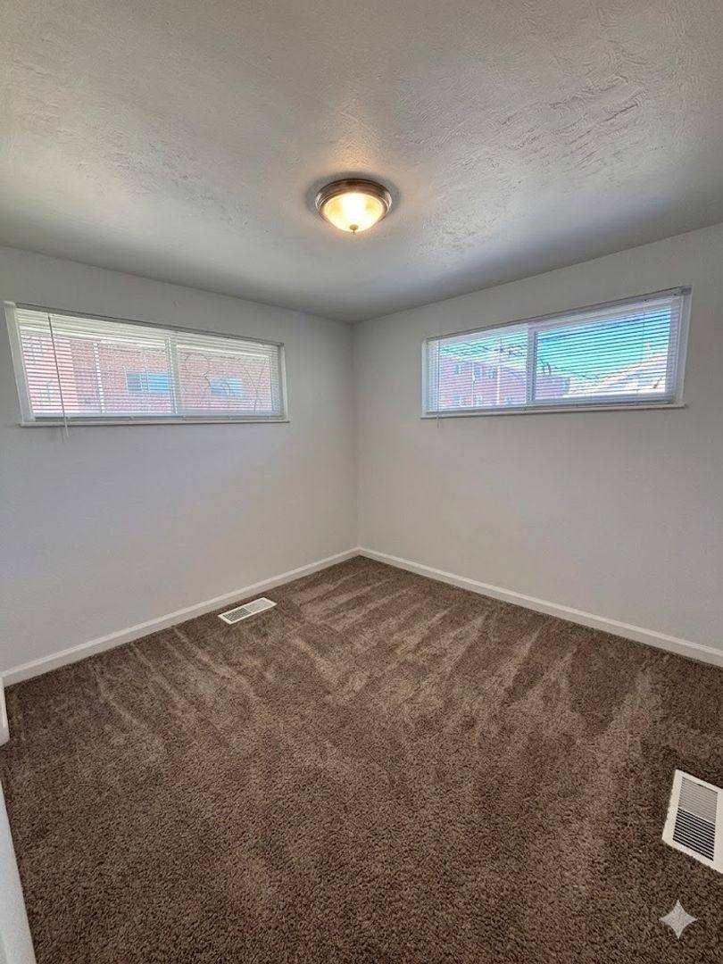 Apartment for rent at 1159-1181 Akron St, Aurora, CO 80010