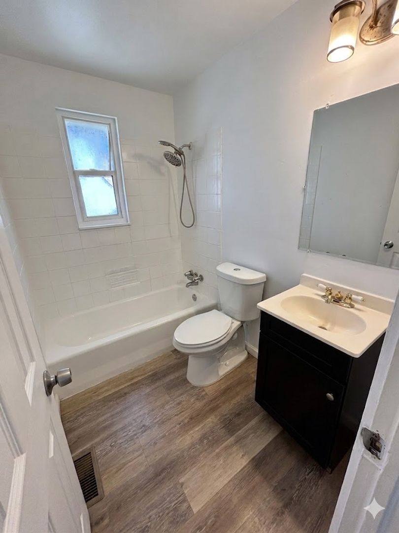 Apartment for rent at 1159-1181 Akron St, Aurora, CO 80010