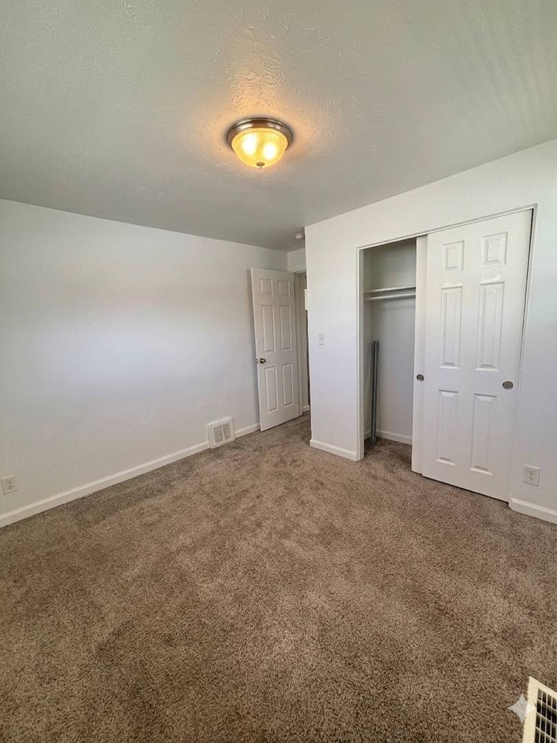 Apartment for rent at 1159-1181 Akron St, Aurora, CO 80010