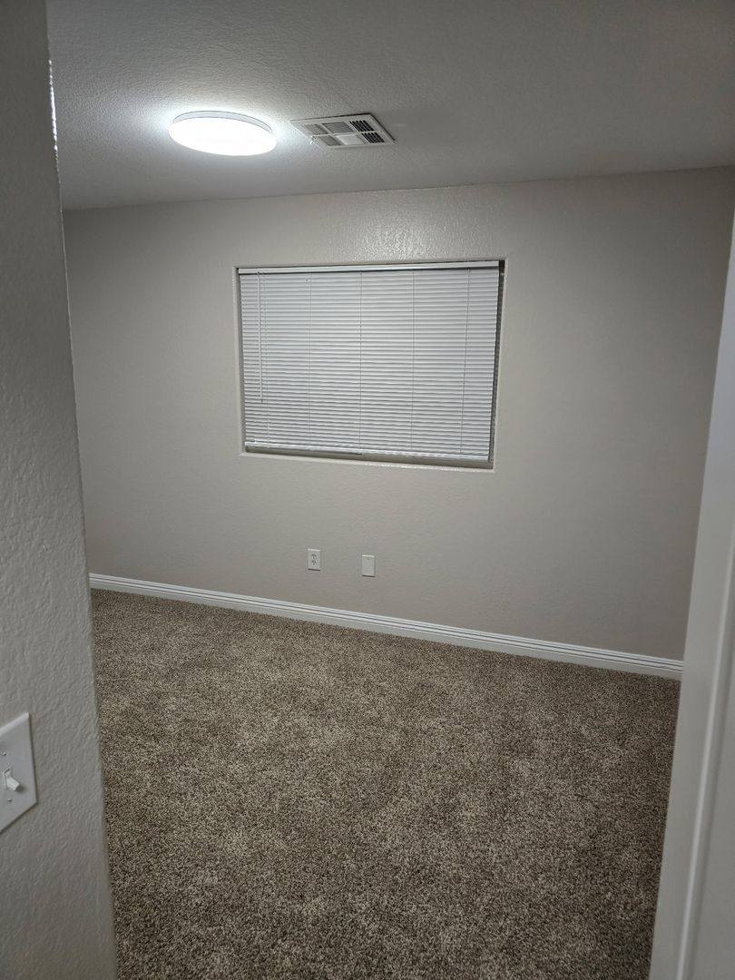 Apartment for rent at 4730 E Craig Rd, Las Vegas, NV 89115