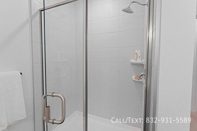 Apartment for rent at 25545 Sorters McClellan Rd #SK1, Porter, TX 77365