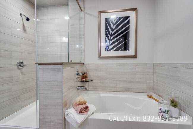 Apartment for rent at 1001 Eberhard St #MBB1, Houston, TX 77019