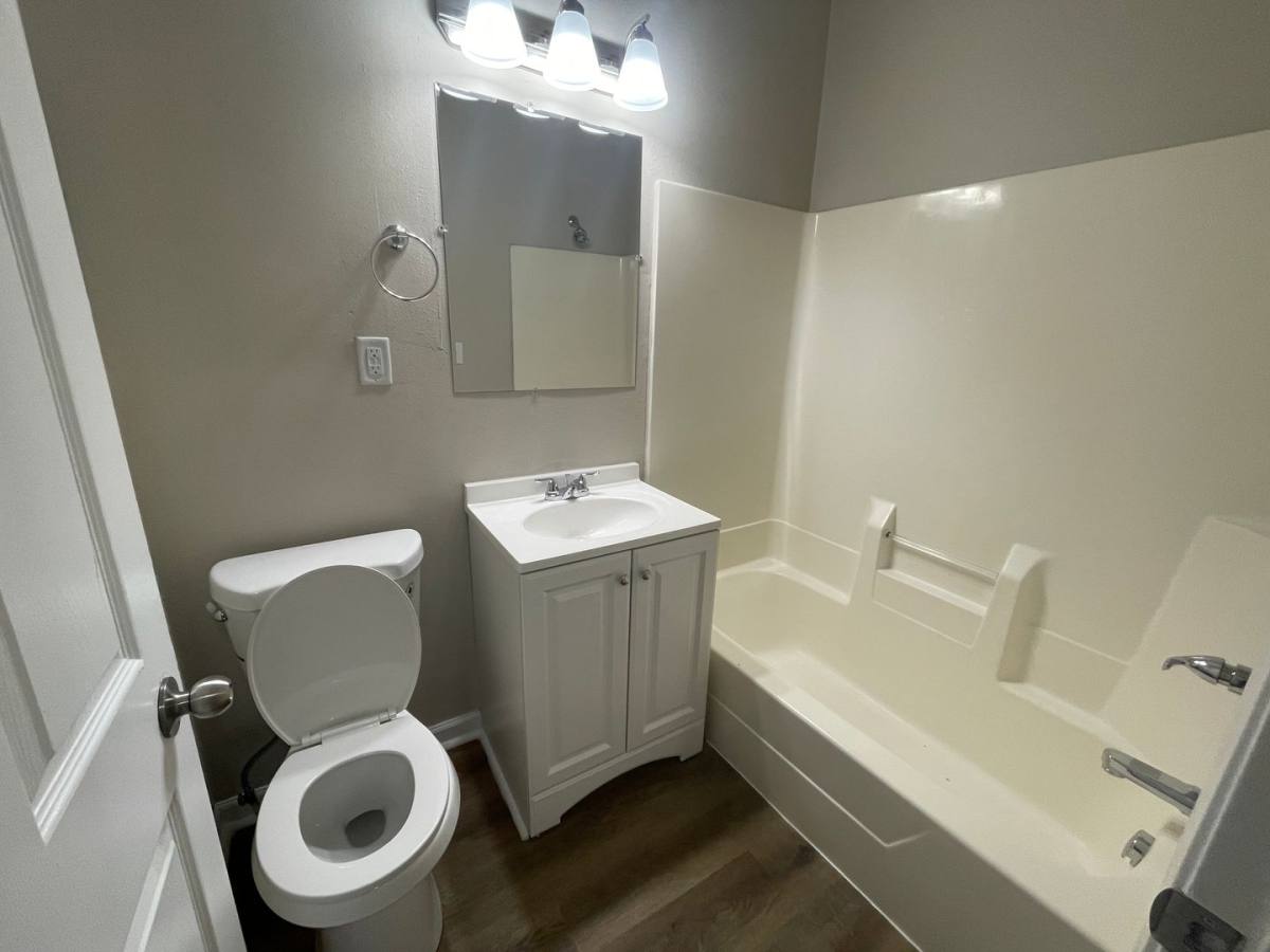 House for rent at 726 E 8th St N, Newton, IA 50208