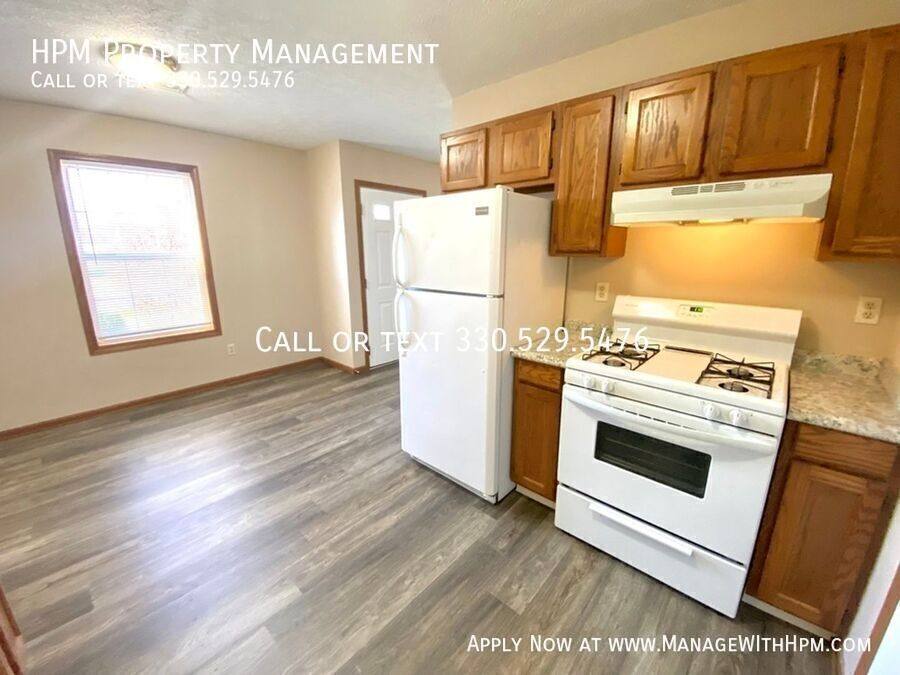 House for rent at 2525 Zircon St NE, Canton, OH 44721