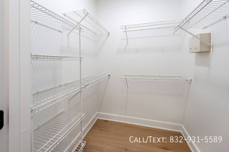Apartment for rent at 3398 Alabama St #IUK, Houston, TX 77098