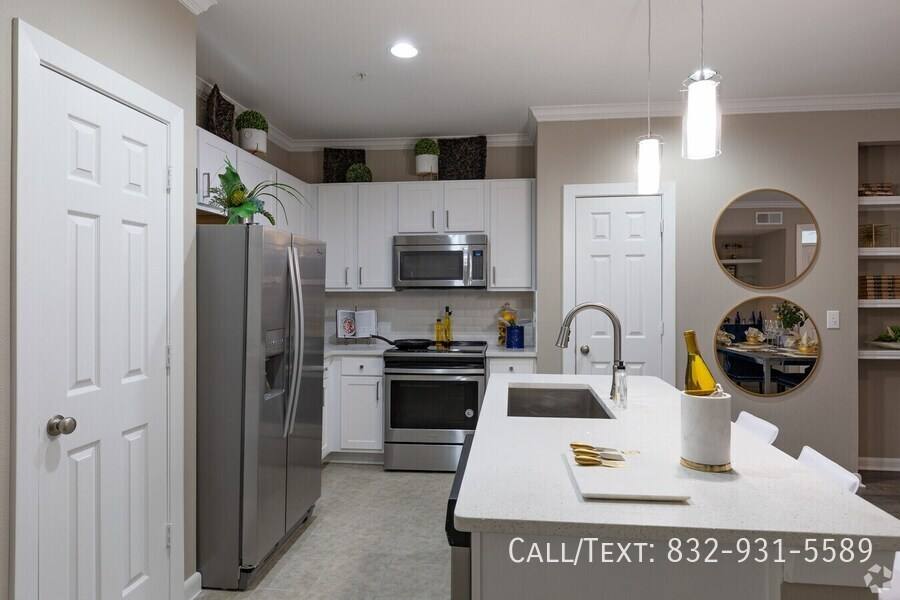 Apartment for rent at 2235 Timberloch Place #BTC2, Spring, TX 77380