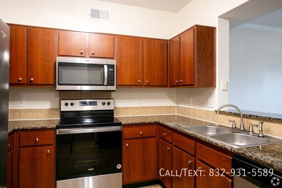 Apartment for rent at 17972 Park Row Blvd #TABCS1, Houston, TX 77084