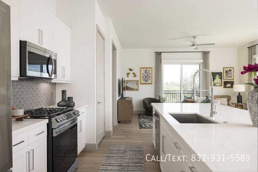Apartment for rent at 2148 Bevis St #BEH1, Houston, TX 77008