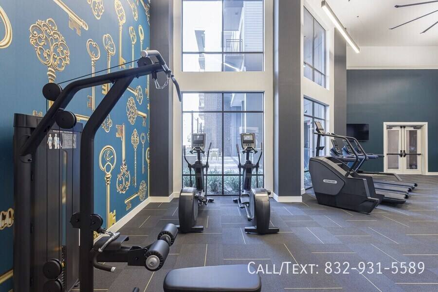 Apartment for rent at 2148 Bevis St #BEH1, Houston, TX 77008