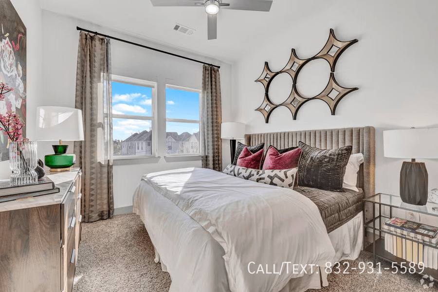 Apartment for rent at 2148 Bevis St #BEH1, Houston, TX 77008