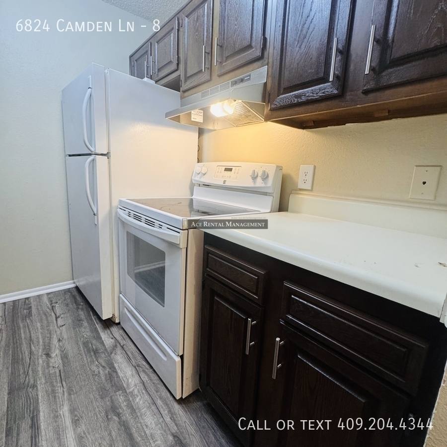 Apartment for rent at 6824 Camden Lane #8, Groves, TX 77619