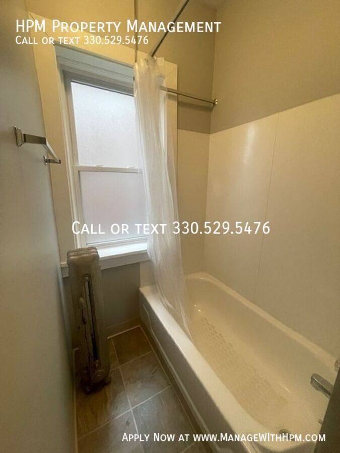 Apartment for rent at 1212 Donald Ave #10, Lakewood, OH 44107
