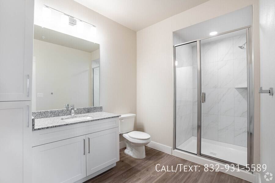 Apartment for rent at 2000 N St Charles #BE3, Houston, TX 77003